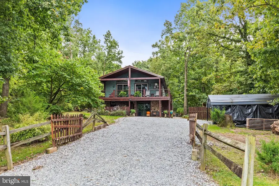 745 Anthony Rd, East Berlin, PA 17316 - #3