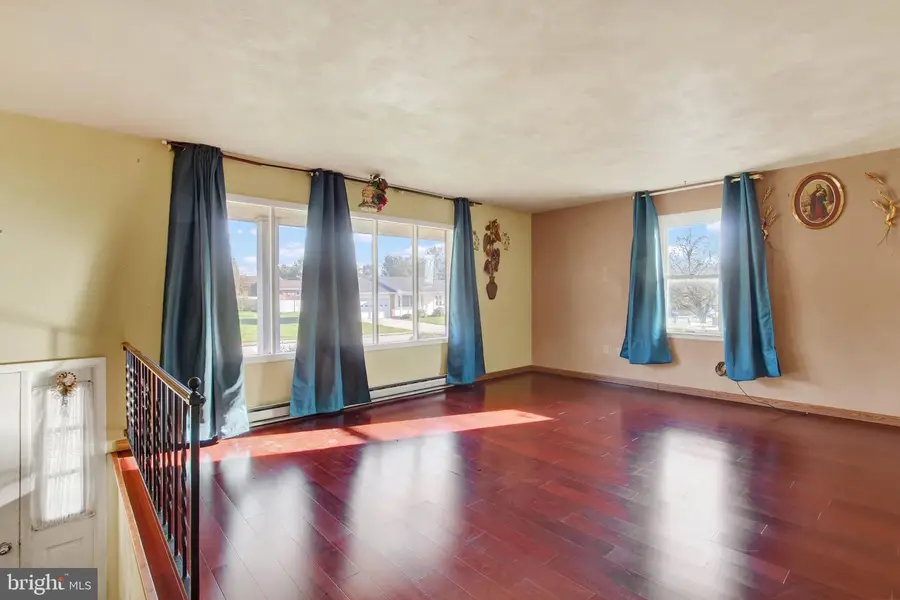 68 Ditzler Ave, Biglerville, PA 17307 - #3