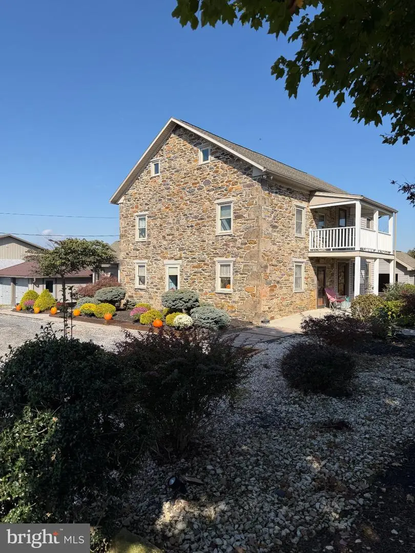 285 Carrolls Tract Rd, Fairfield, PA 17320 - #1