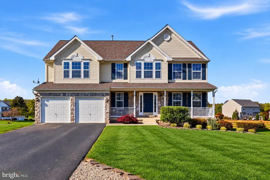 46 Stonybrook Ln, New Oxford, PA 17350 - #3