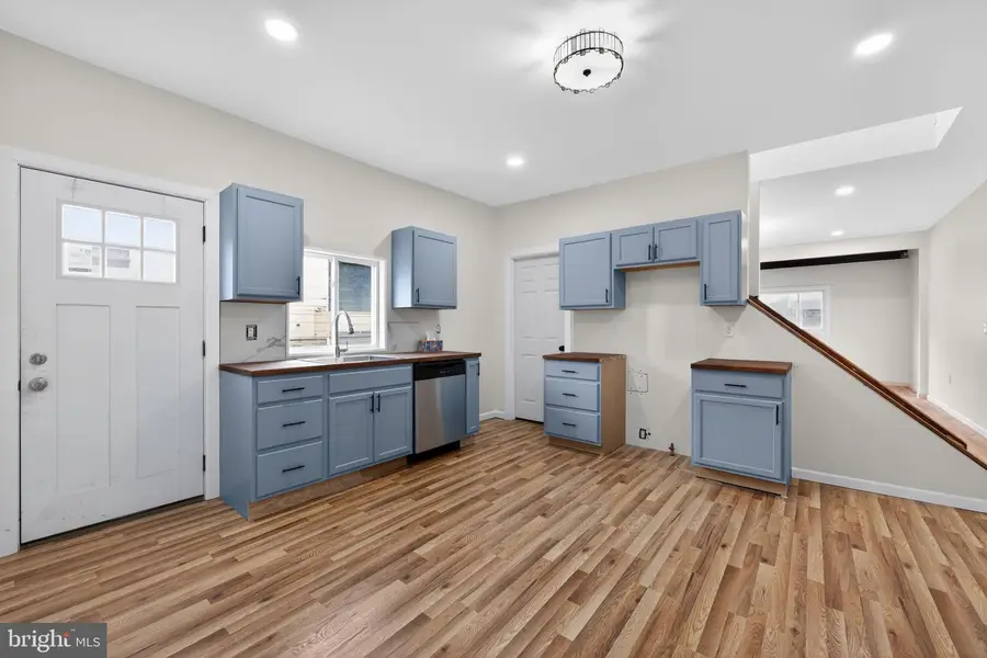 419 29th St, McKeesport, PA 15132 - #3