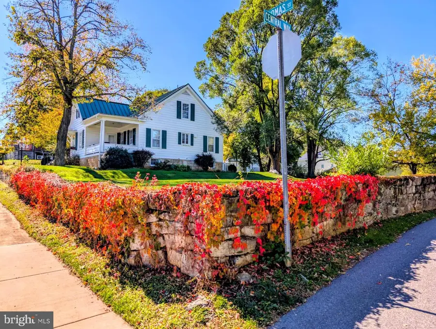 132 S Thomas St, Bedford, PA 15522 - Image #3