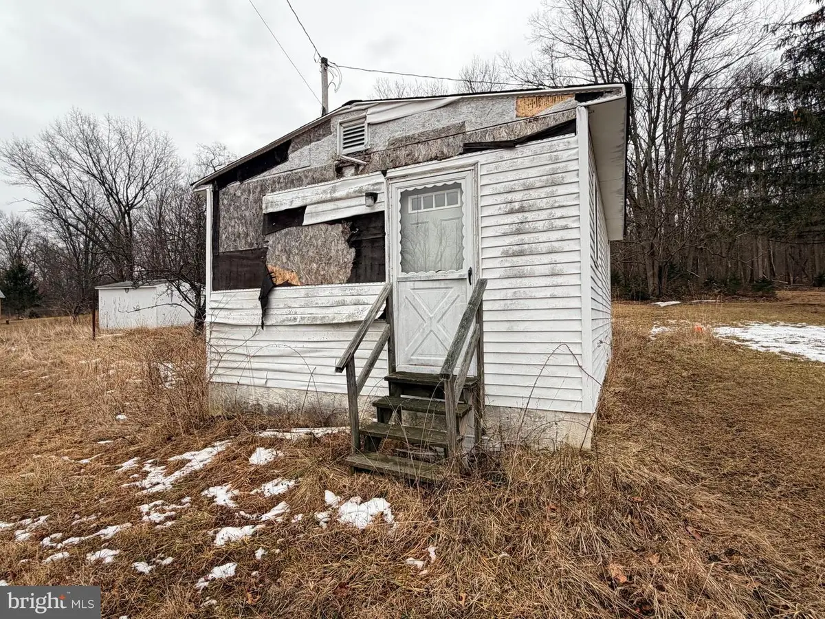 119 Grand Canyon Rd, Hopewell, PA 16650 - #1