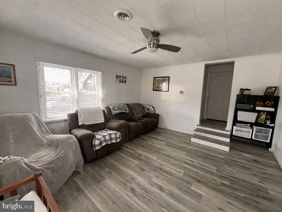 1040 Spring St N, Everett, PA 15537 - #3