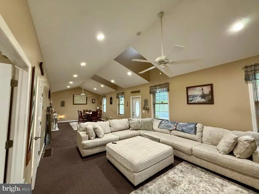 911 Lower Main St, Saxton, PA 16678 - #2