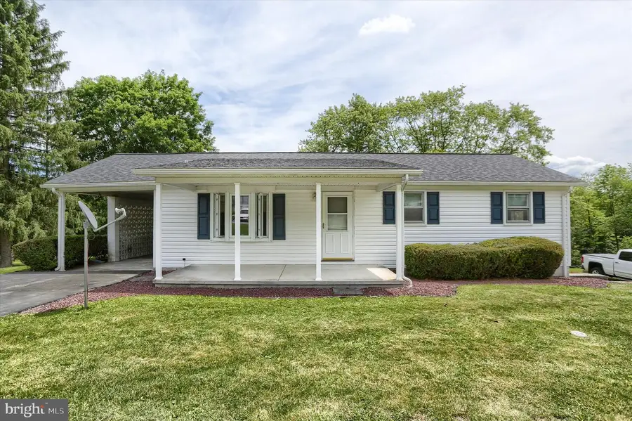 911 West St, Everett, PA 15537 - #3