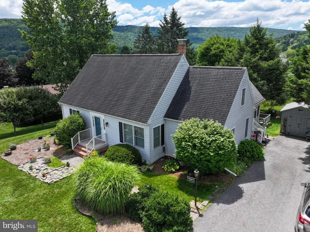 208 Concord Dr, Bedford, PA 15522 - #1