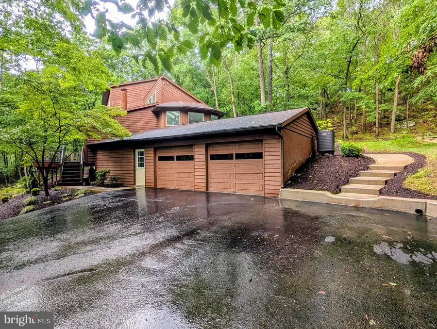 5077 Summit View Rd, Everett, PA 15537 - #2