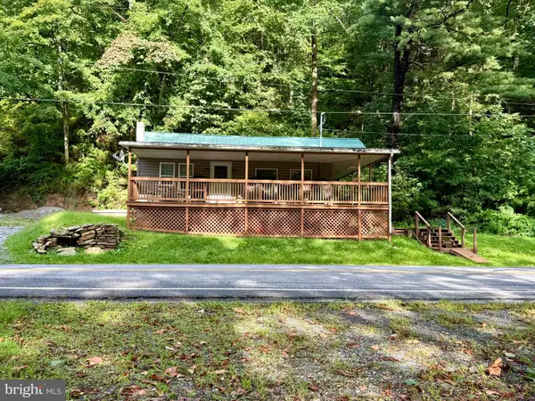 8263 Raystown Rd, SAXTON, PA 16678