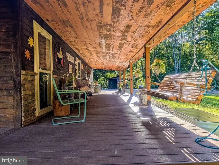 1077 Queen Rd, Claysburg, PA 16625 - #3