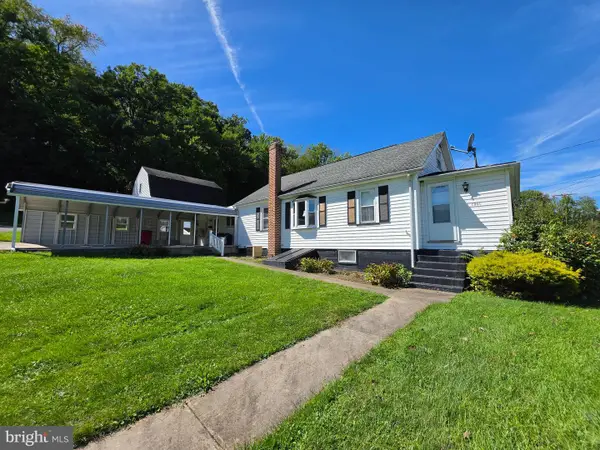 1201 Mifflin St, SAXTON, PA 16678