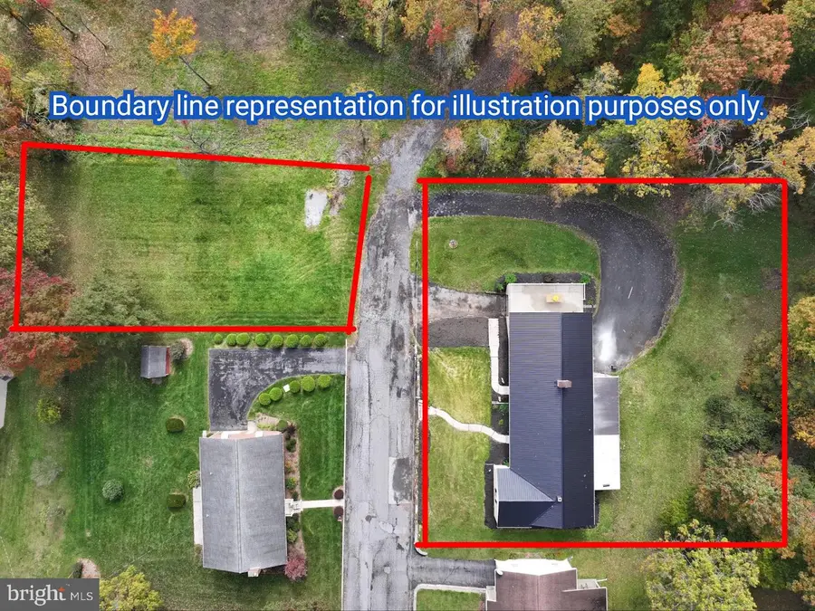 122 Evergreen Dr, Bedford, PA 15522 - #3
