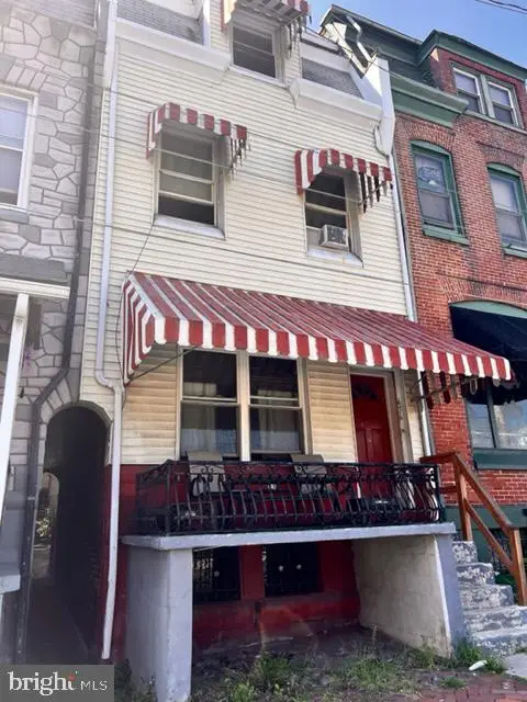 656 N 6th St, Reading, PA 19601 - Image #1