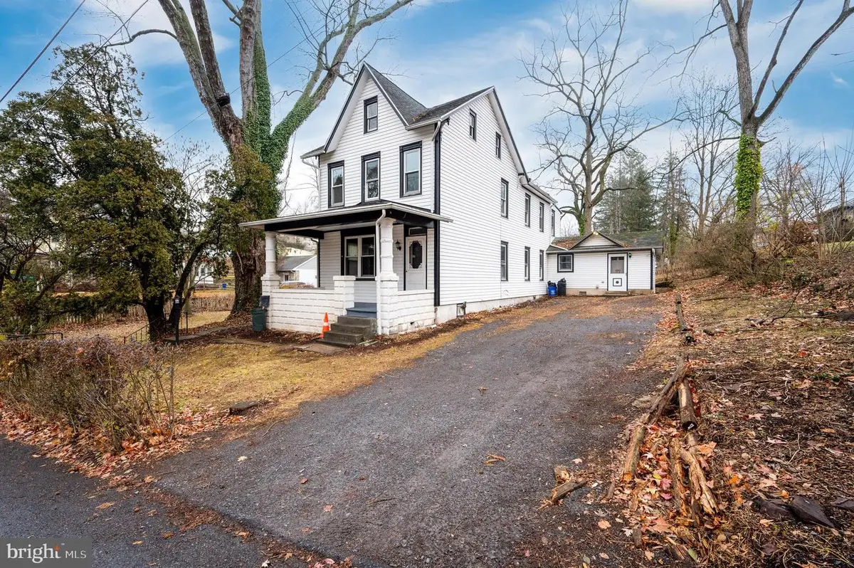 3083 Cedar Top Rd, Reading, PA 19607 - #1