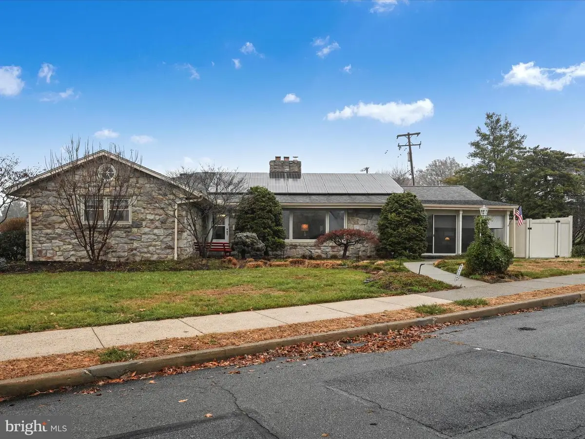 1401 College Ave, Reading, PA 19604 - Image #1