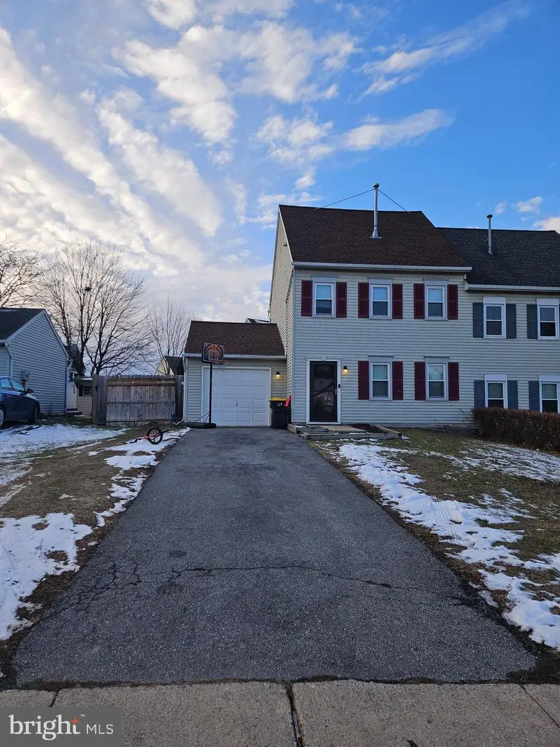 216 Adams Dr, Womelsdorf, PA 19567 - Image #1