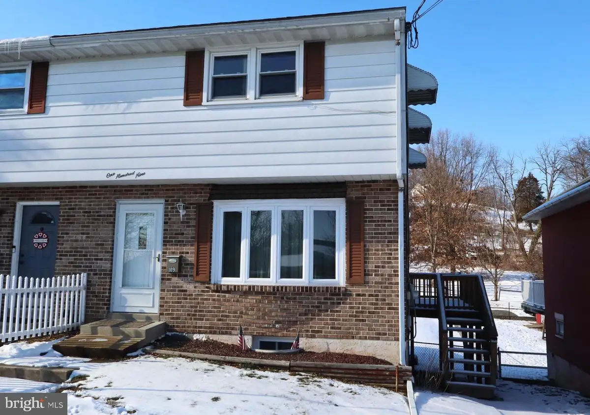 109 Schaeffer St, Boyertown, PA 19512 - Image #1