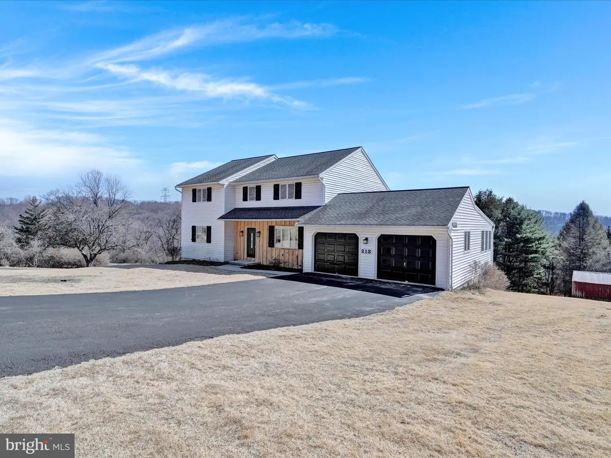 213 Miller Rd, Reading, PA 19608 - Image #1