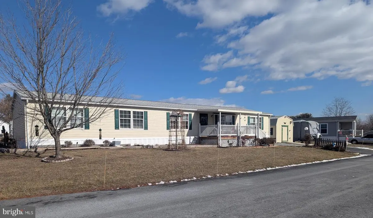 525 Elm Ave, Hamburg, PA 19526 - Image #1