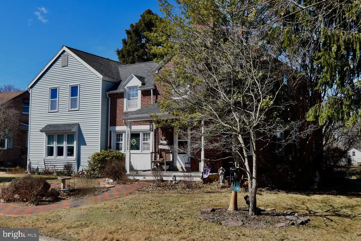 202 Parkside Ave, Reading, PA 19607 - Image #1