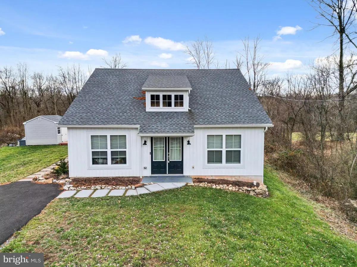 419 Old Philadelphia Pike, Douglassville, PA 19518 - Image #1