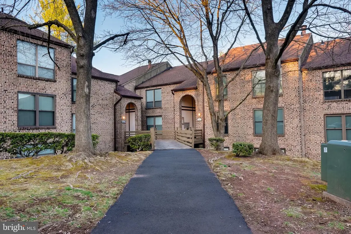 11-f Fairway Rd, Reading, PA 19607 - Image #1