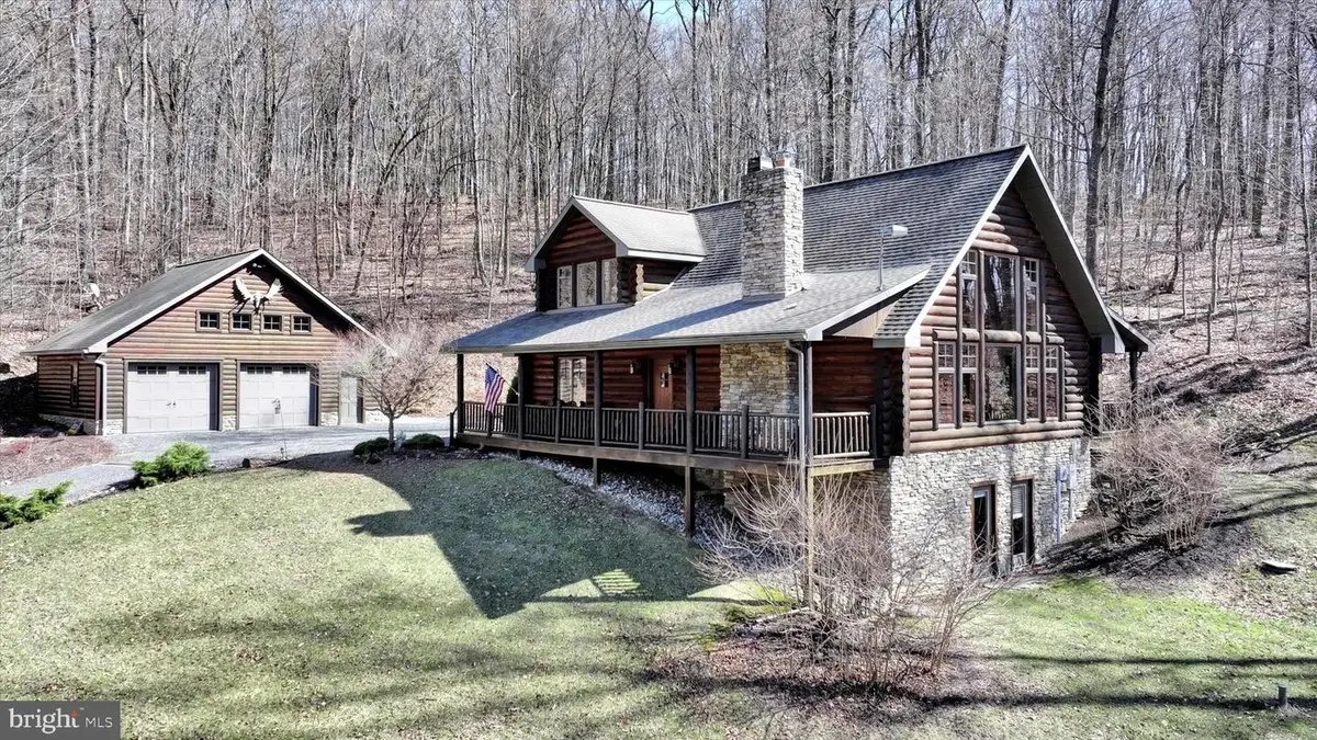 1081 Meckville Rd, Fredericksburg, PA 17026 - Image #1