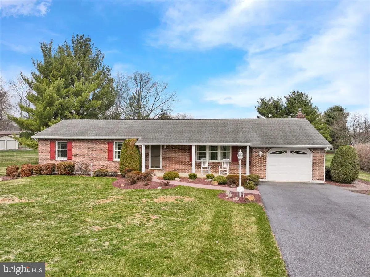 257 Belle Alto Rd, Wernersville, PA 19565 - Image #1