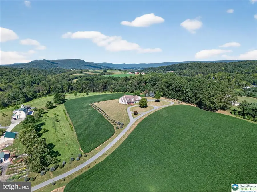 147 Scout Rd, Kempton, PA 19529 - Image #3