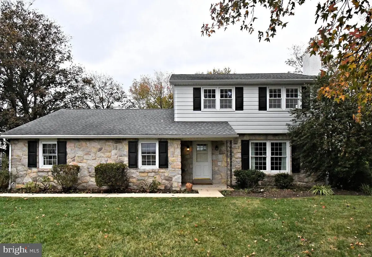 704 Old Swede Rd, Douglassville, PA 19518 - Image #1