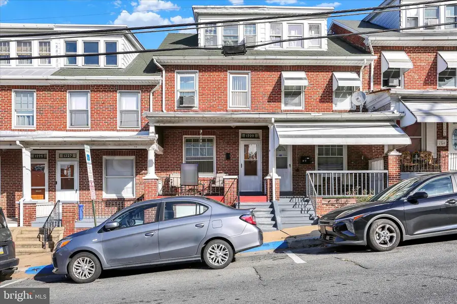 1229 Robeson St, Reading, PA 19604 - Image #3