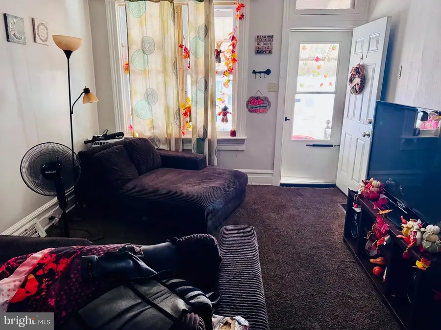 1151 Mulberry St, Reading, PA 19604 - Image #2