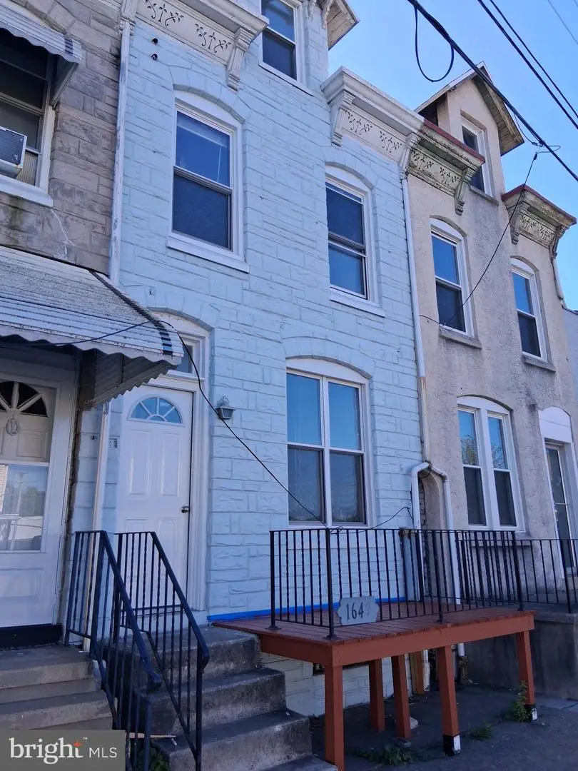 1649 N 9th St, Reading, PA 19604 - Image #2