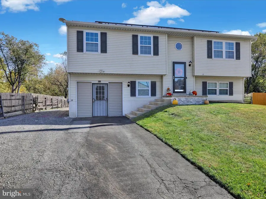 345 Owens Pl, Birdsboro, PA 19508 - Image #2