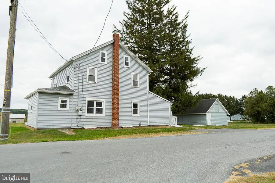 12 E Mill St, Myerstown, PA 17067 - Image #2