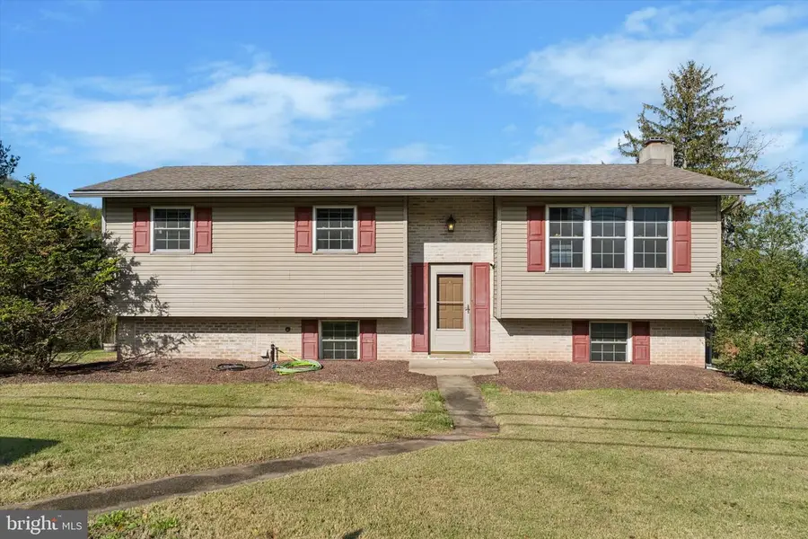 2826 Golf Course Rd, Birdsboro, PA 19508 - Image #3