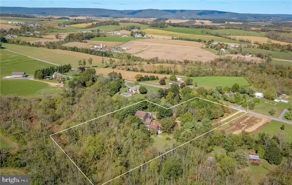 32 Farview Rd, HAMBURG, PA 19526