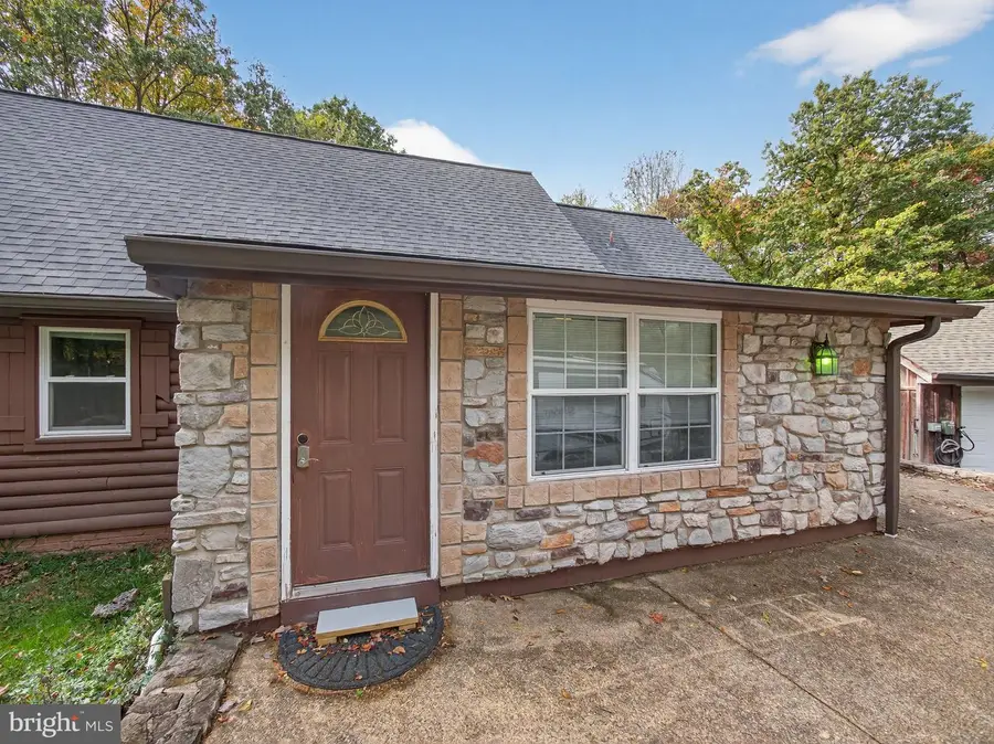 20 Broad Ax Pass, Morgantown, PA 19543 - Image #3