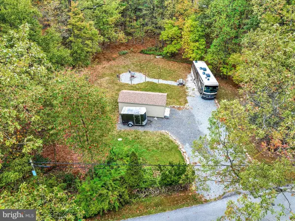 750 Mountain Rd, HAMBURG, PA 19526