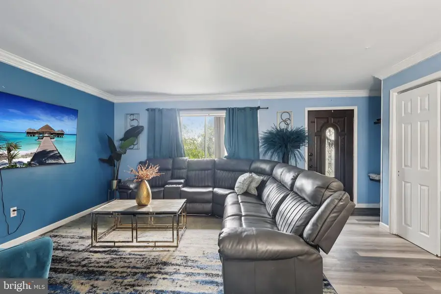 222 Poplar Dr, Reading, PA 19606 - #2