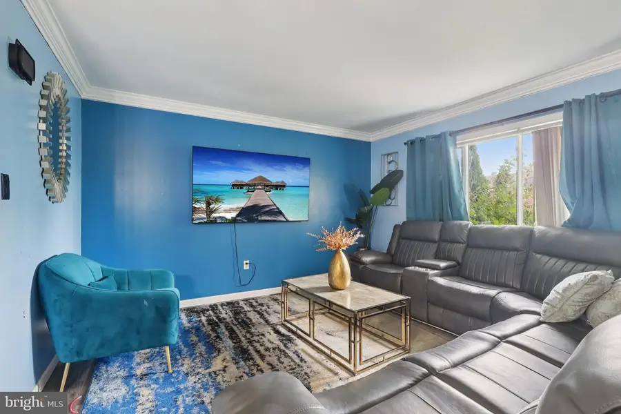 222 Poplar Dr, Reading, PA 19606 - #3