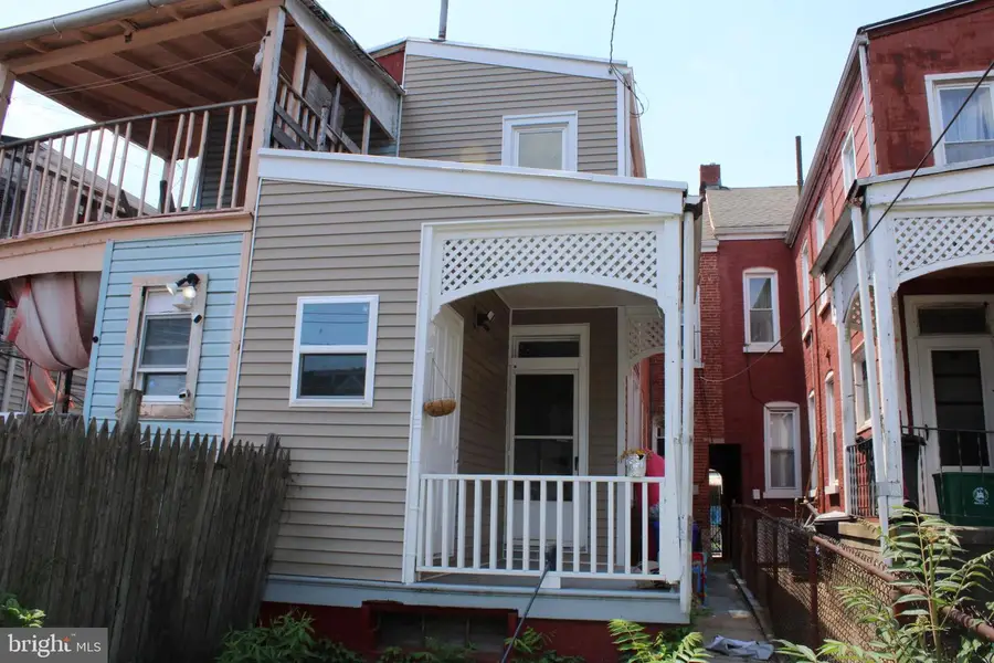 233 Pear St, Reading, PA 19601 - Image #3