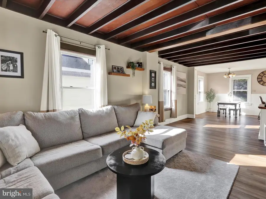 228 Pennwyn Pl, Shillington, PA 19607 - Image #2