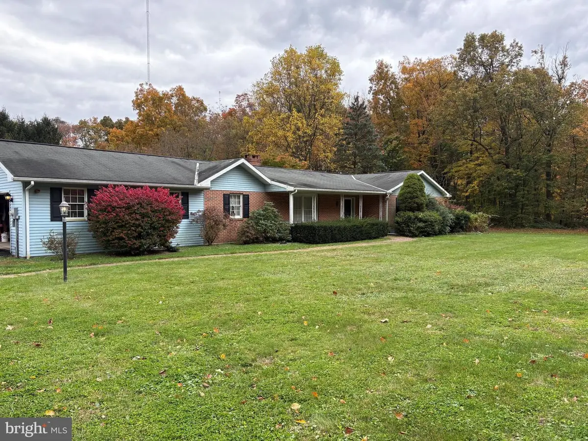 730 Texter Mountain Rd, Robesonia, PA 19551 - Image #1