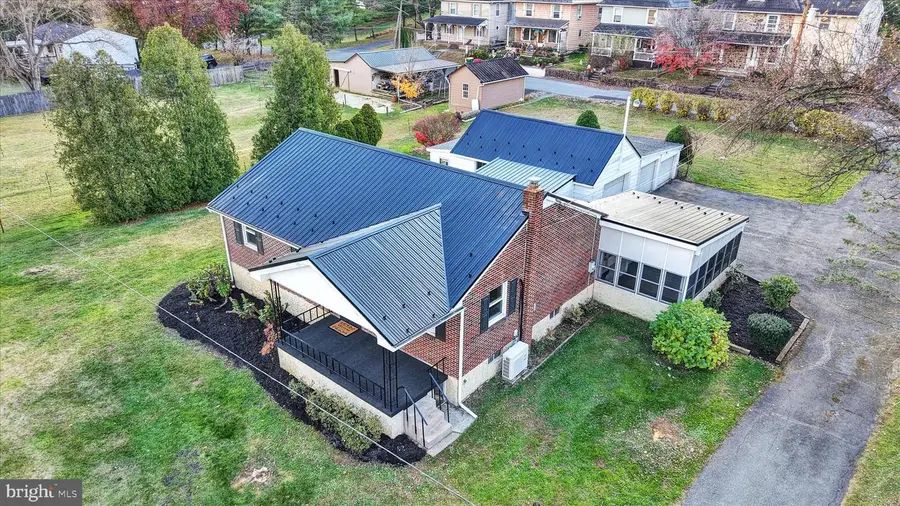 986 Fritztown Rd, Reading, PA 19608 - Image #3