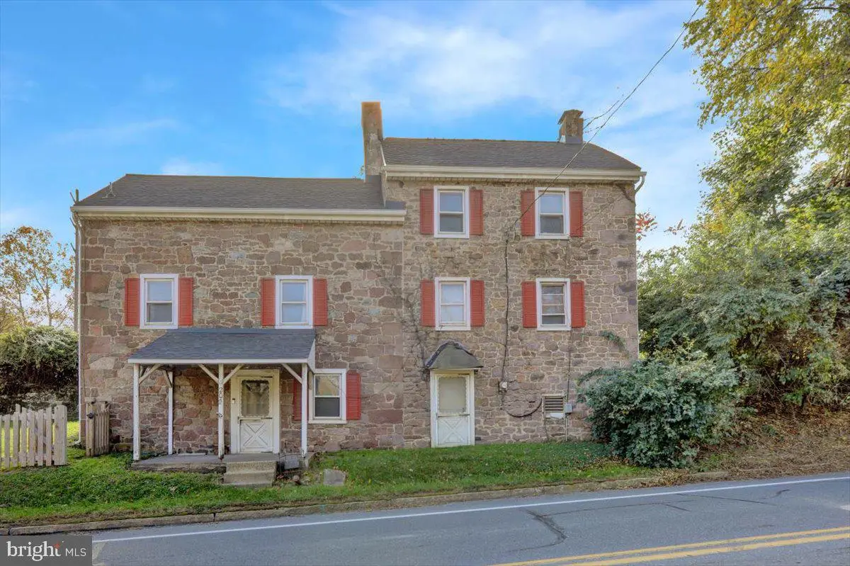 200 W Main St, Birdsboro, PA 19508 - Image #1