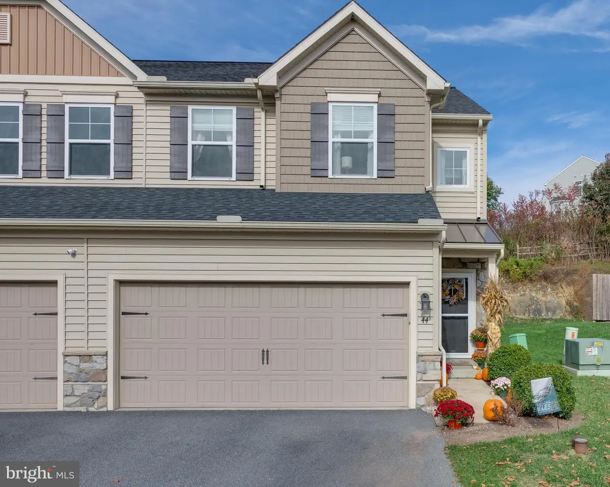 44 Wexford Ct, Morgantown, PA 19543 - Image #1