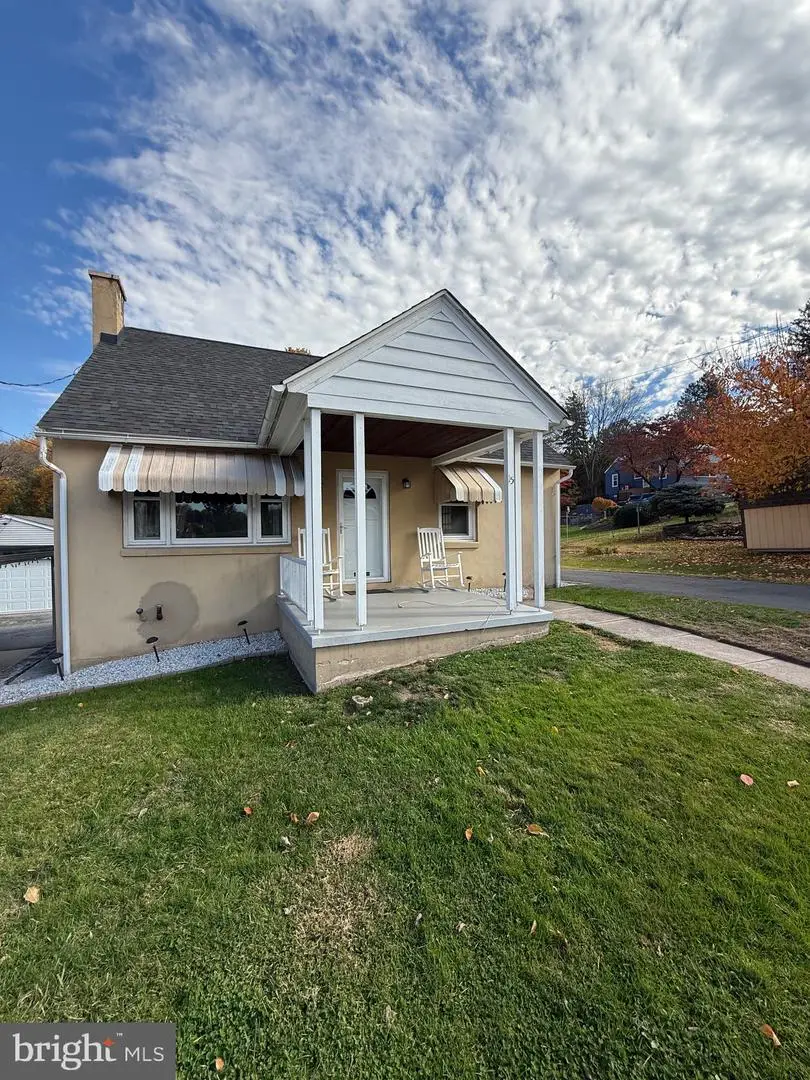 15 Lake St, Mohnton, PA 19540 - Image #3