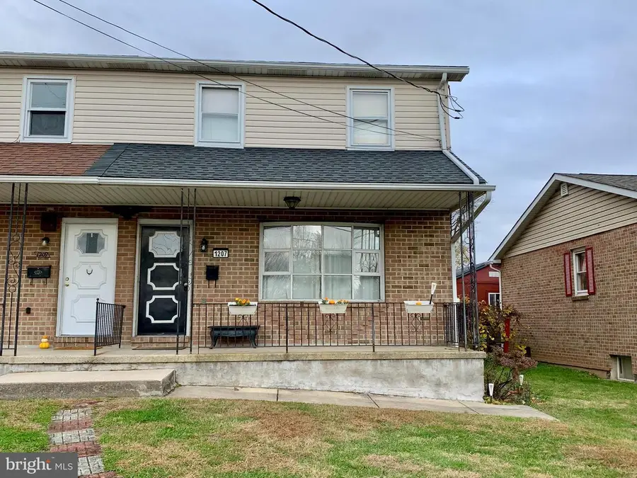 1207 Scott St, Reading, PA 19611 - Image #2