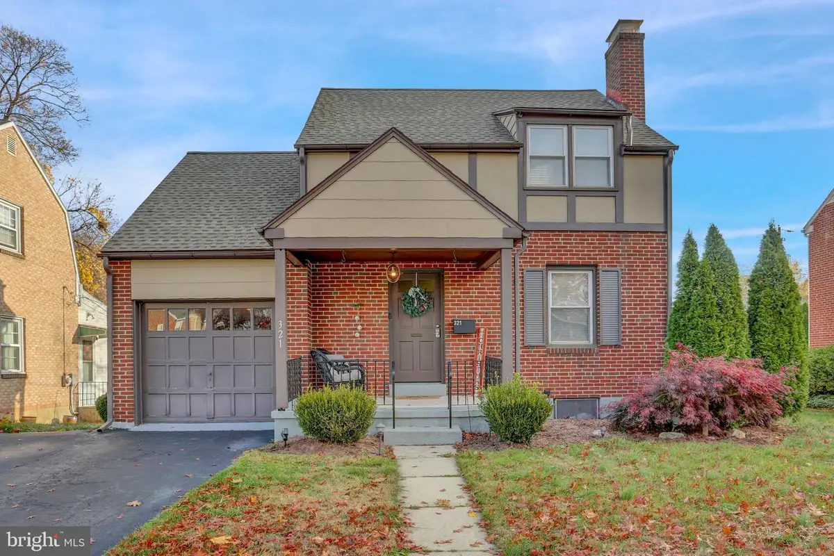 321 Jefferson Blvd, Reading, PA 19609 - Image #1